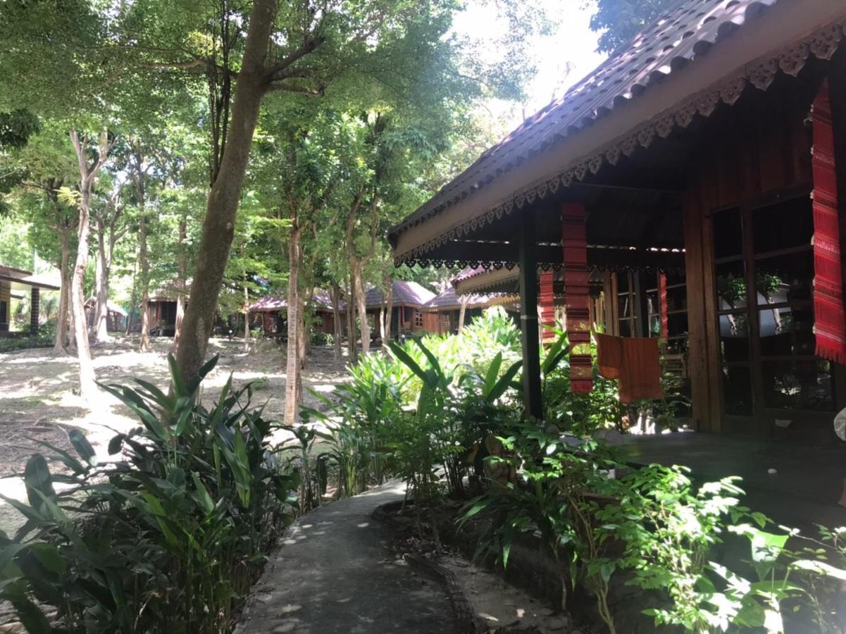 Lipe Sunset Forest Resort Buitenkant foto